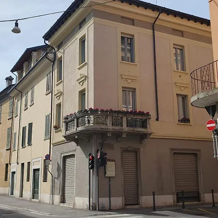 Cavallerizza Flat Brescia